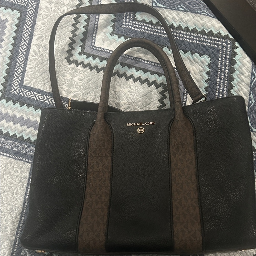 Michael Kors Austin pebbled leather signature striped tote black